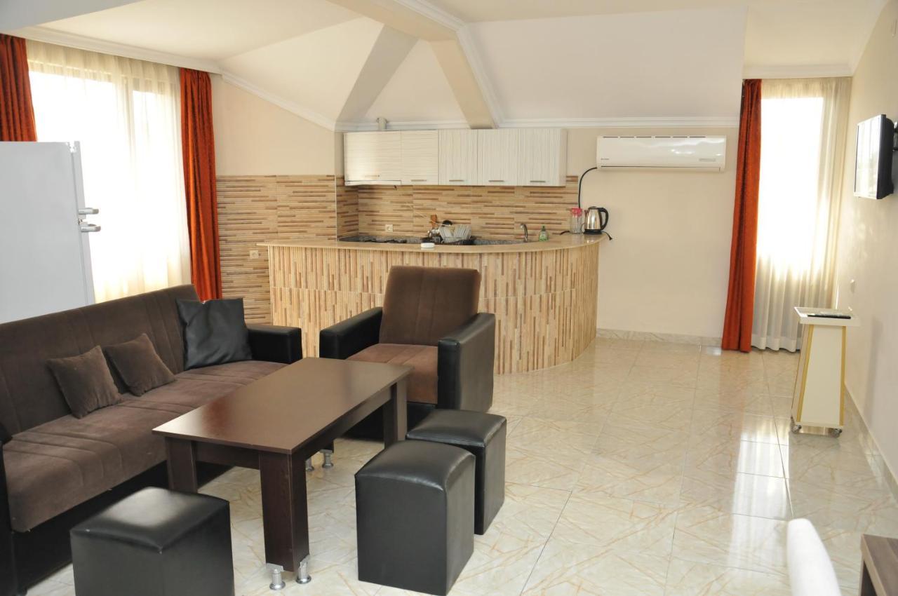 Apartments Residence Batumi Exterior photo